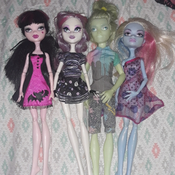 monster high doll size